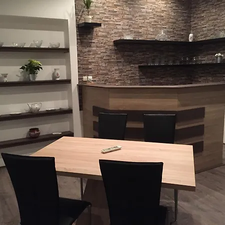 Casa de hóspedes Smeraldo Kastely Szallo Siófok